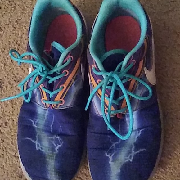 Nike Other - Nike Roshe One Print (GS)